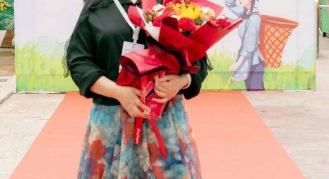 在哪下载买球app -人生底事总相违 || 曹劲《浣溪沙》小辑